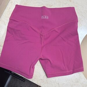 Fleo Women's Magenta Bike Shorts